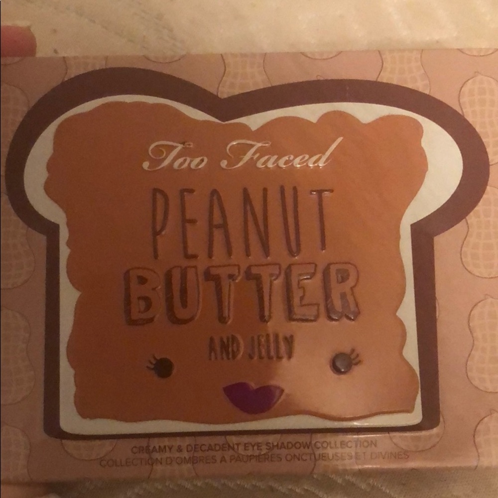 Too Faced Peanut Butter & Jelly Palette